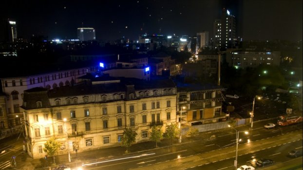 timelapse bucharest at night