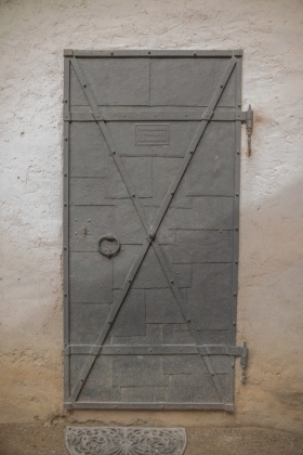 OpenfootageNET_Textures_MedievalDoors_0003