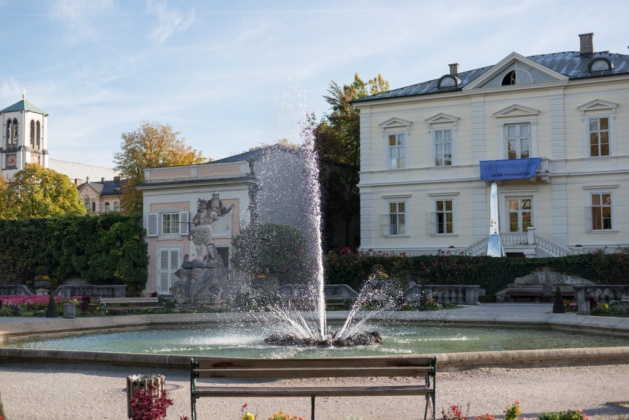 OpenfootageNET_reference_fountain