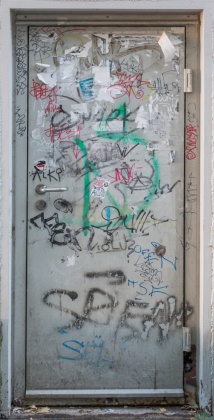 OpenfootageNET_smudged_door_textures_05