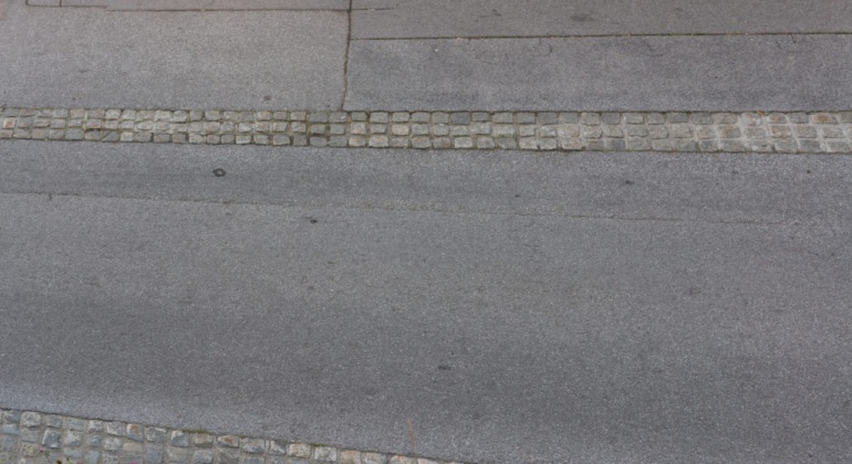 OpenfootageNET_textures_asphalt_street