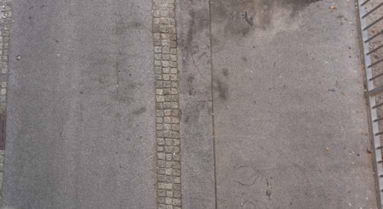 OpenfootageNET_textures_asphalt_street2
