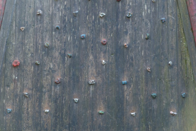 OpenfootageNET_textures_climbingwall_wood