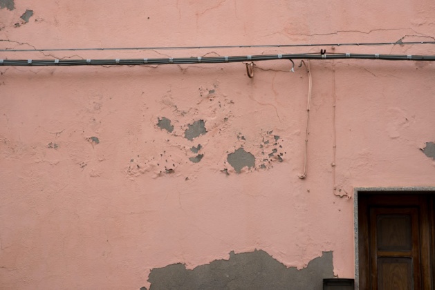 OpenfootageNET_texture_holeinplaster (3 von 4)