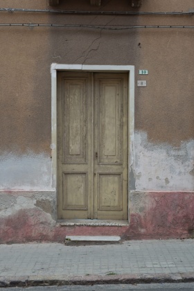 OpenfootageNET_texture_woodendoorfacade (1 von 1)