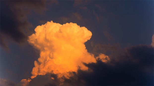 Timelapse Clouds burning